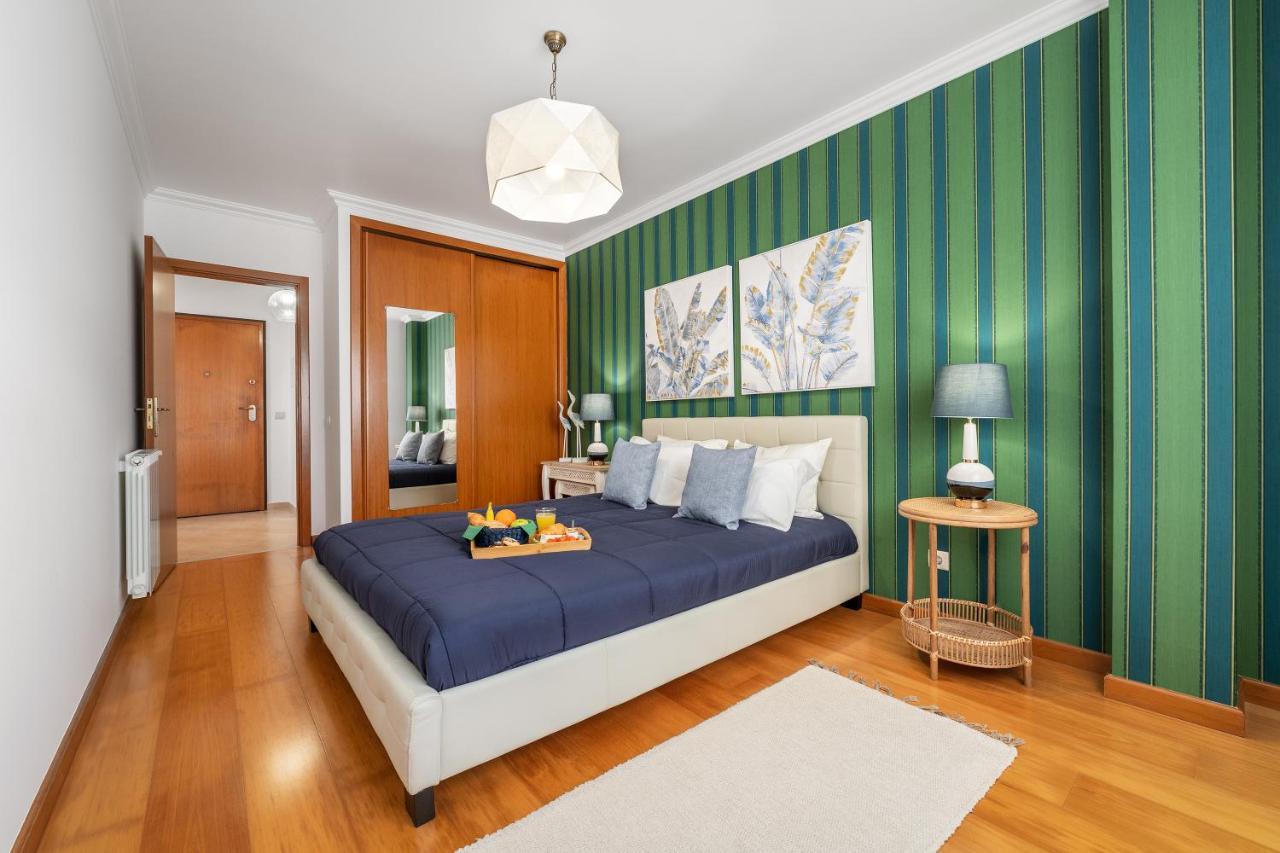 Ocean Getaway - Private Parking And Sea View Apartment Nazare Ngoại thất bức ảnh